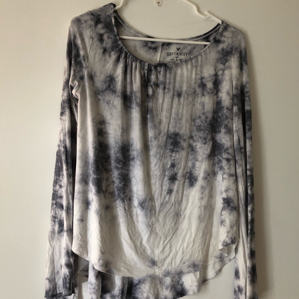 American Eagle Flared sleeve long sleeve